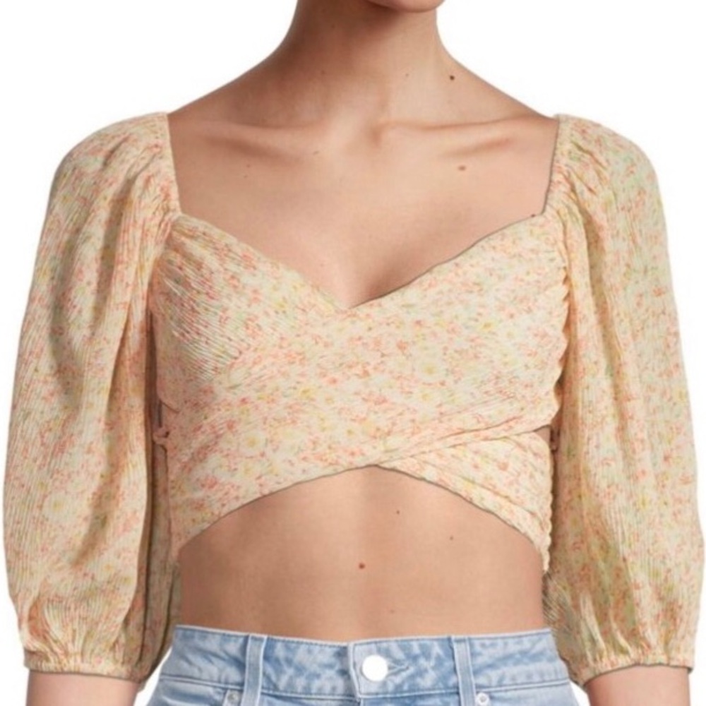LUSH CLOTHING Crossover Floral Crop Top. New With Tags Large & Med